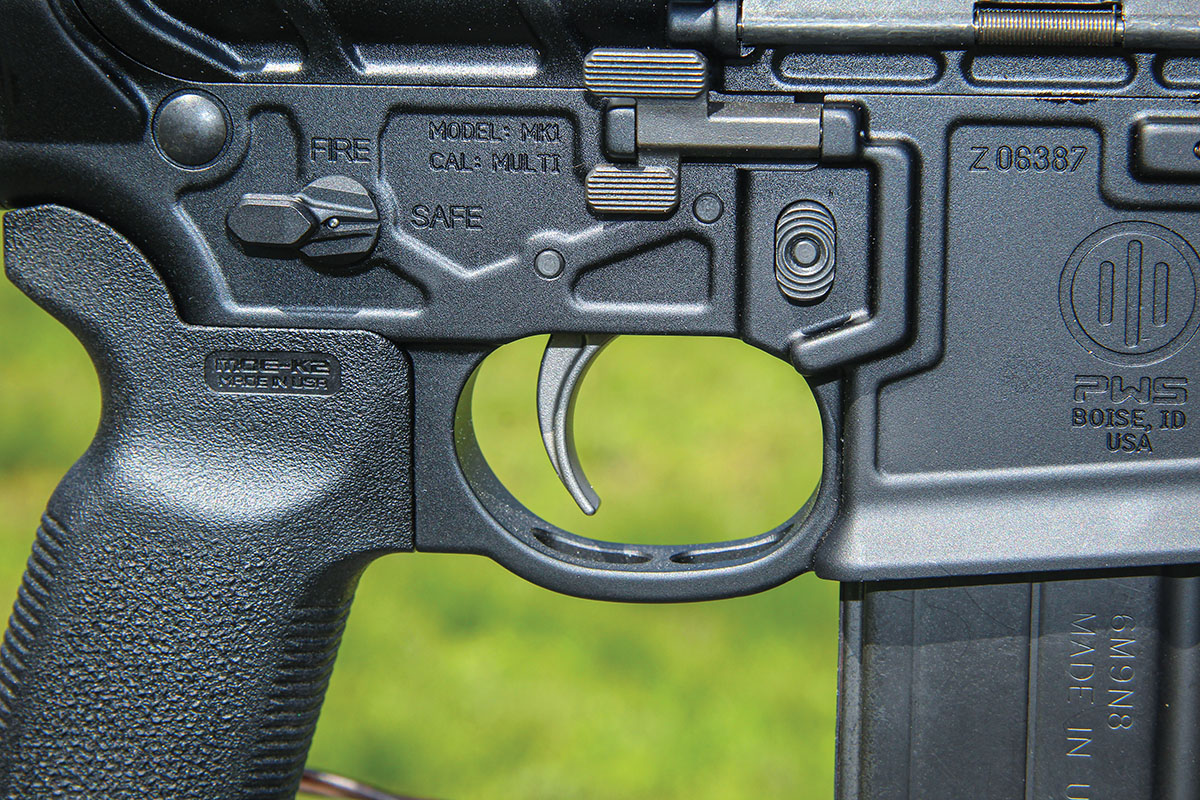 The 7075-T651 forged aluminum lower of the MK114 MOD M-2 includes a one-piece trigger guard that lends the lower additional rigidity. The trigger is a PTEF-coated Mil-Spec number that breaks at 5.5 to 6 pounds.